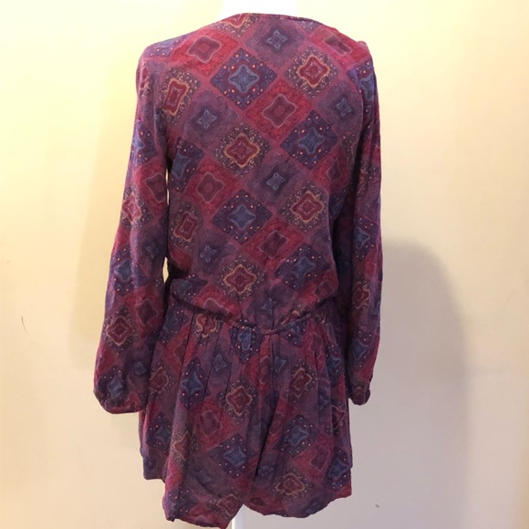 Boho wrap front American Eagle romper - Picture 4 of 8